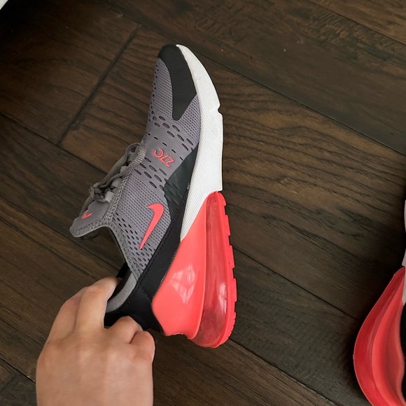 Nike Airmax size 6.5 youth (8 women’s) - Picture 5 of 6